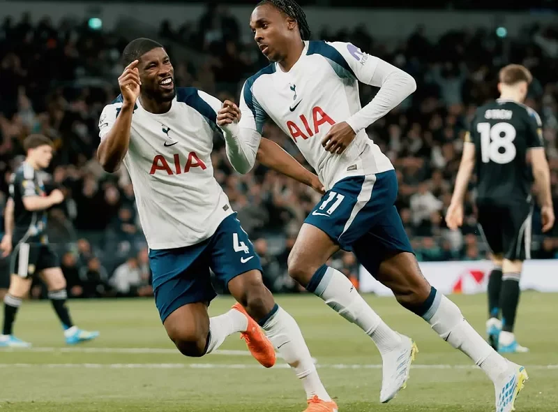 Phong độ của Chelsea vs Tottenham đều thiếu ổn định